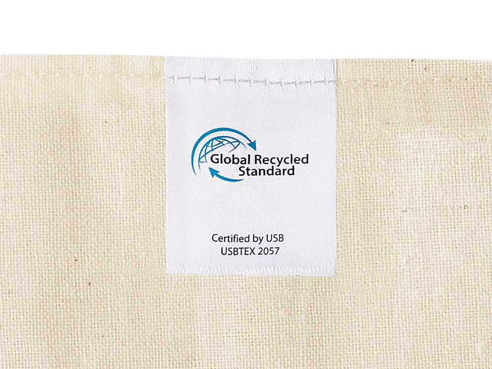 「Global Recycled Standard」のロゴタグ付き