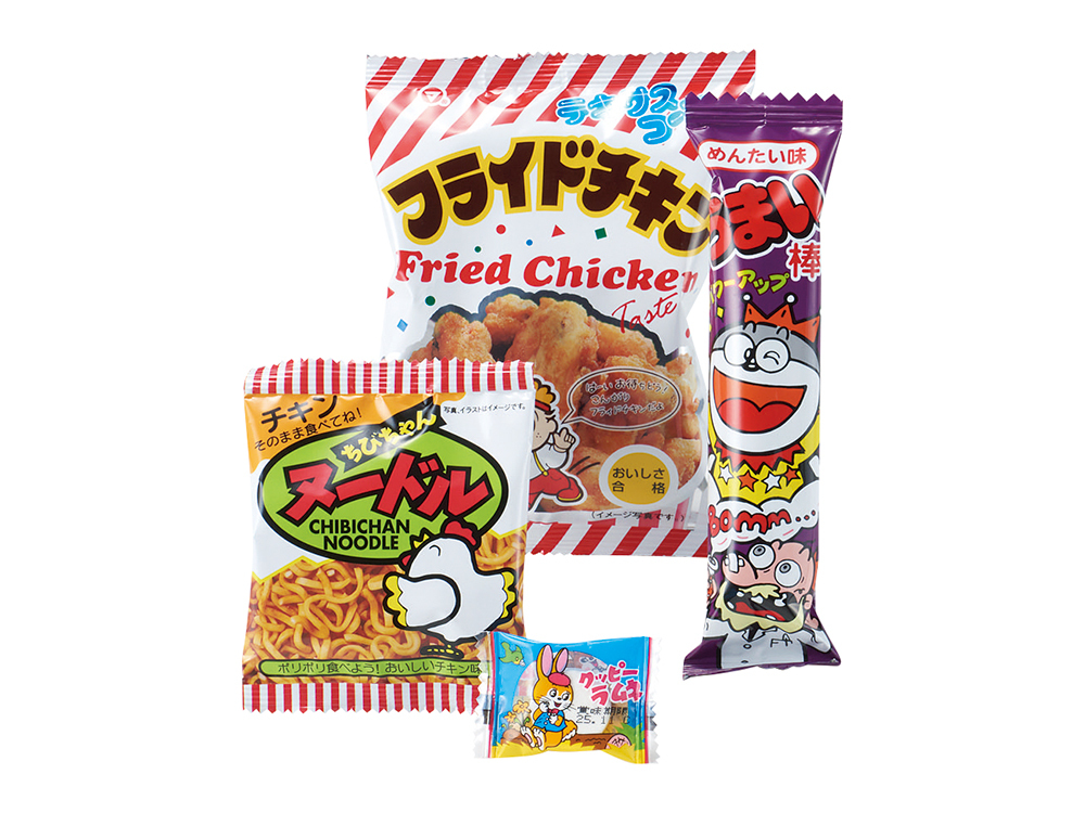 お菓子の内容（変更の場合あり）