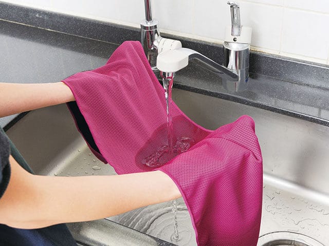 涼感タオル1個　水に濡らして絞って使用
