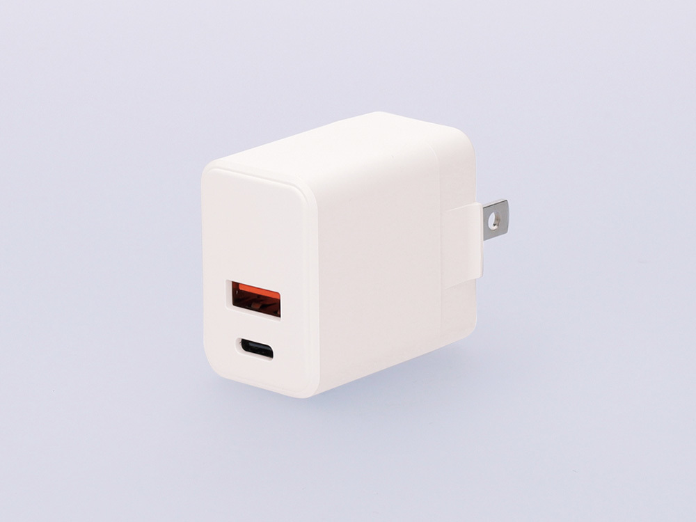 2ポートアダプター 20W