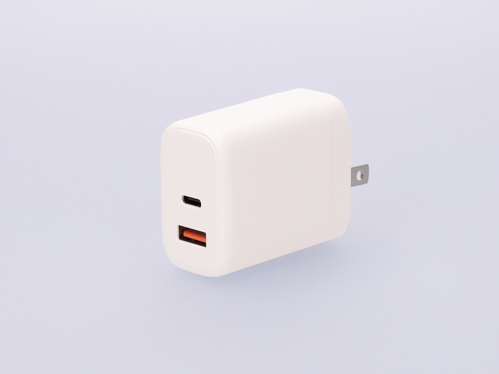 2ポートアダプター 45W